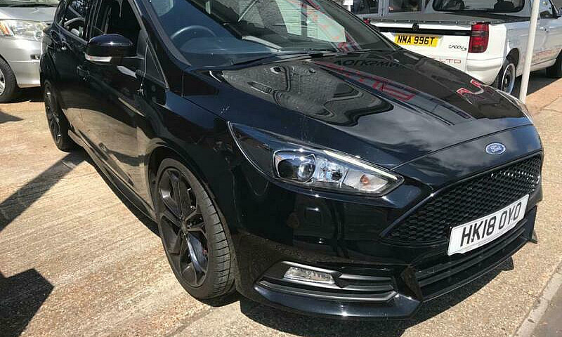 2018 Ford Focus 2.0T...