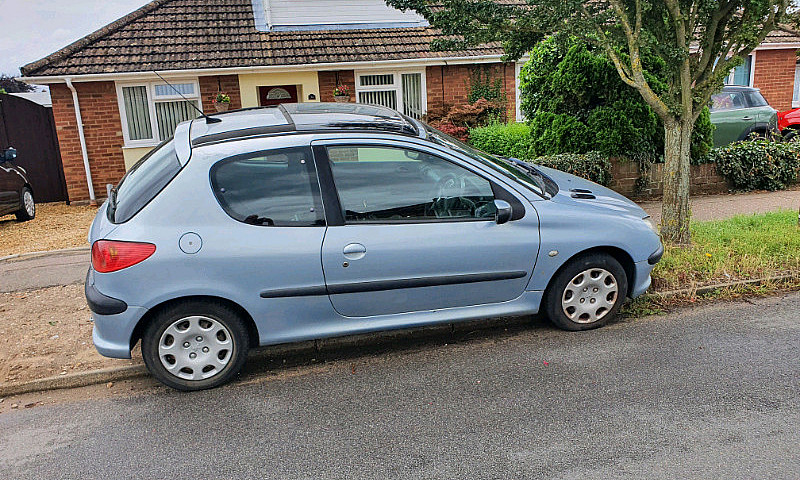 Peugeot 206...