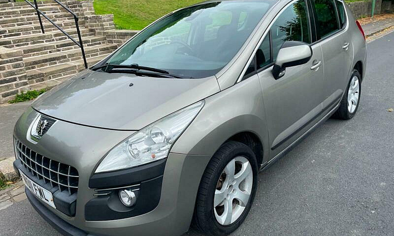 2011 Peugeot 3008 1....