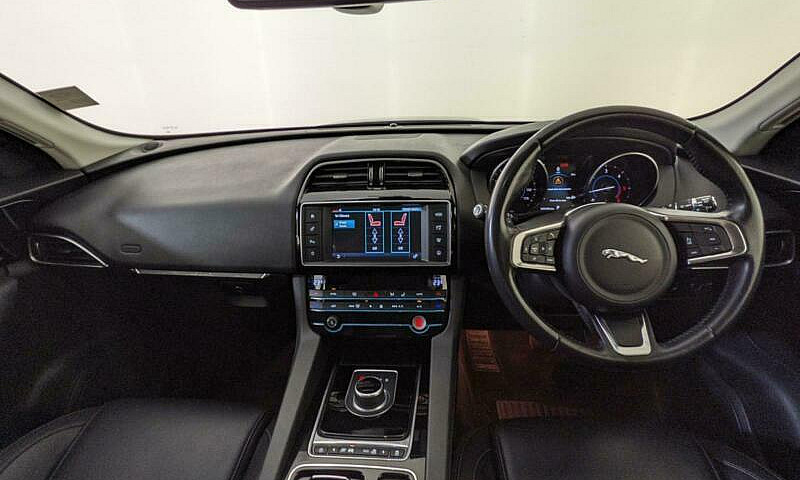2017 67 Jaguar F-Pac...