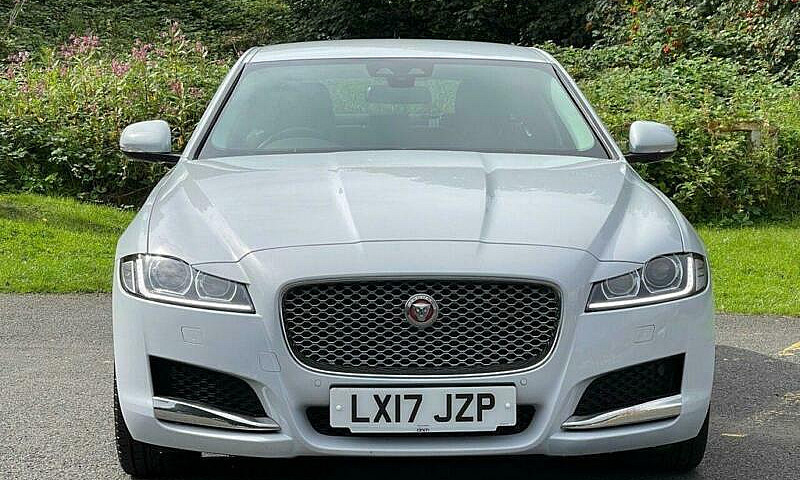 2017 17 Jaguar Xf 2....