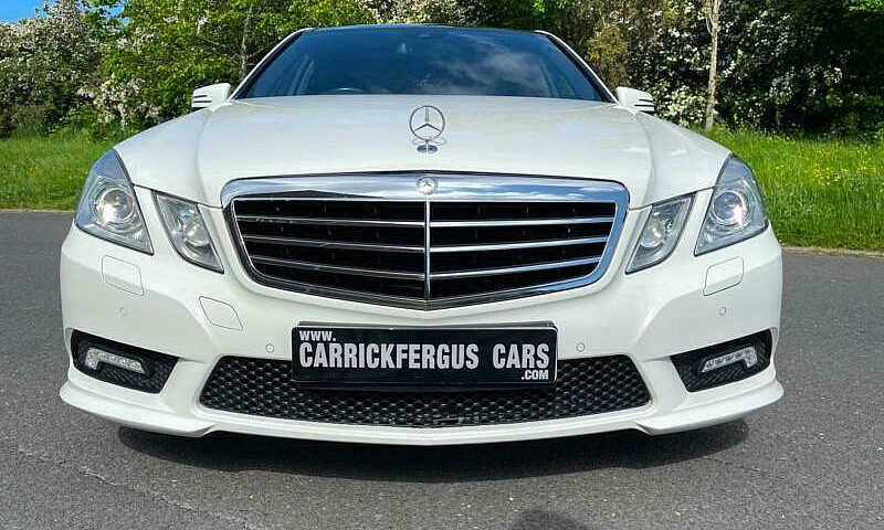 Mercedes-Benz E250 C...