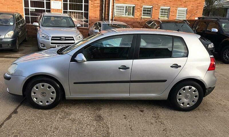 2006 Volkswagen Golf...
