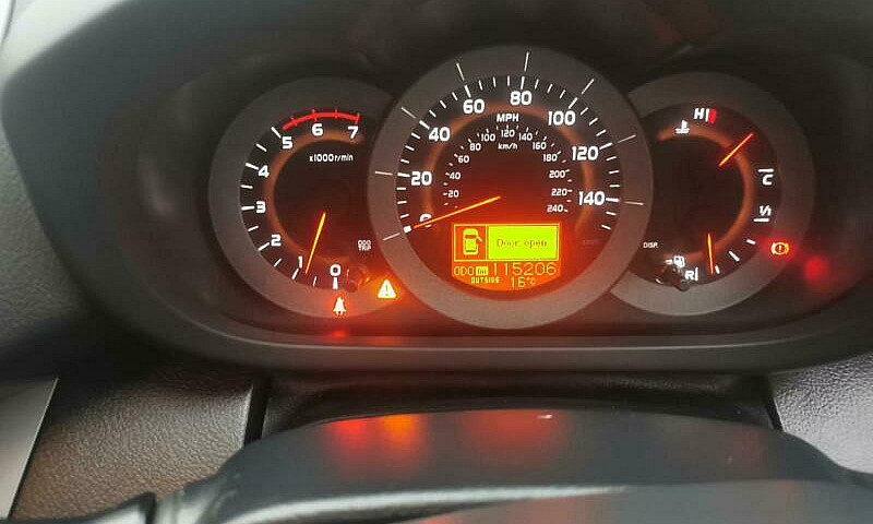 Toyota Rav4 2.2 D-4D...