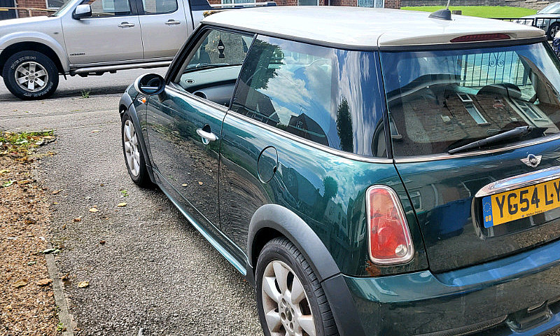 2004 Mini Cooper...