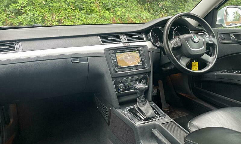Skoda Superb Eleganc...