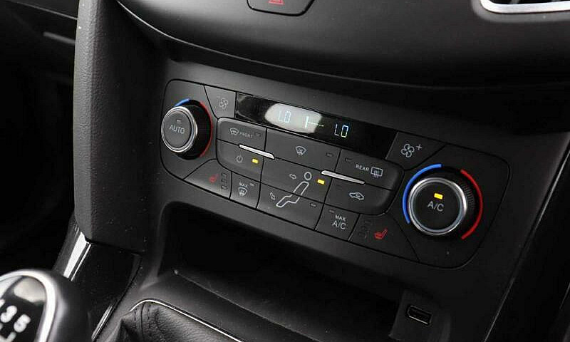 2018 Ford Focus Ford...