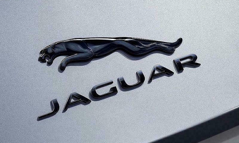 2019 Jaguar E-Pace 2...