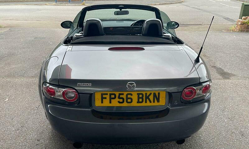 2006 Mazda Mx-5 2.0I...