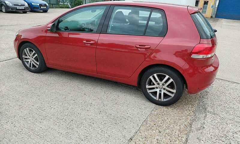 2010 Volkswagen Golf...