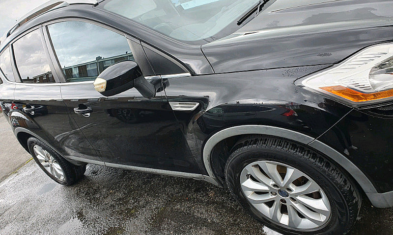 Ford Kuga...