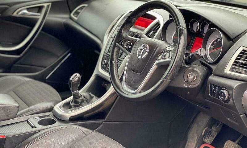 2012 Vauxhall Astra ...