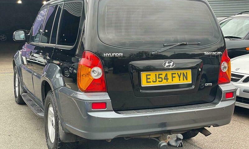 2005 Hyundai Terraca...