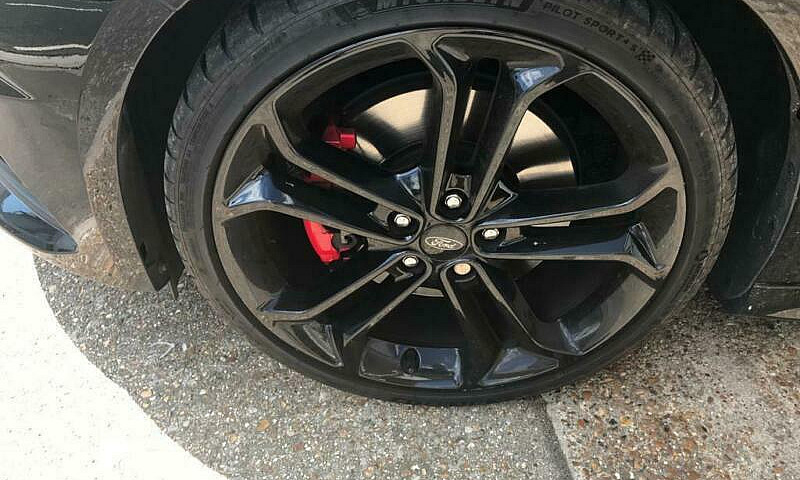 2018 Ford Focus 2.0T...