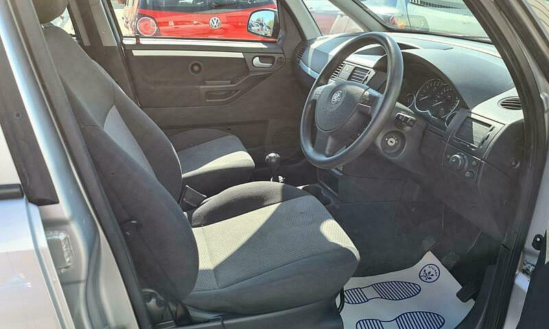 2004 Vauxhall Meriva...