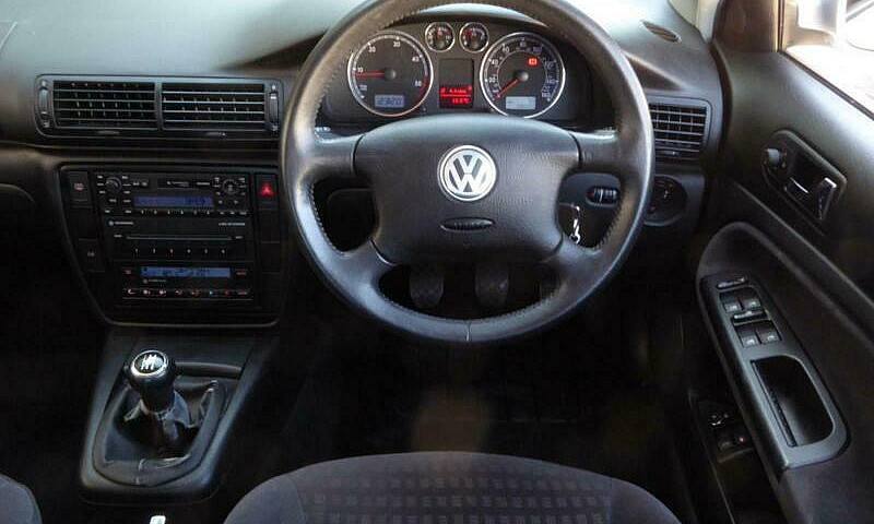 2004 Volkswagen Pass...