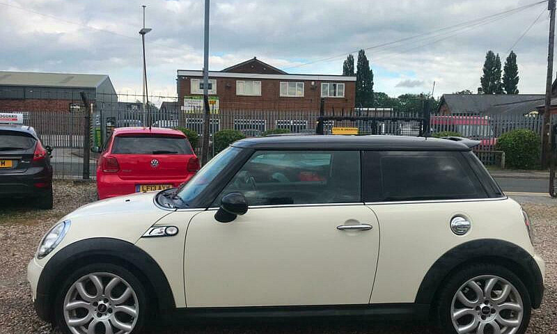 Mini Cooper S White ...