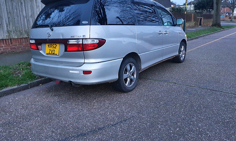 Toyota Estima 2.4 Lp...