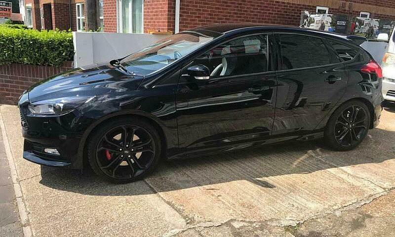 2018 Ford Focus 2.0T...