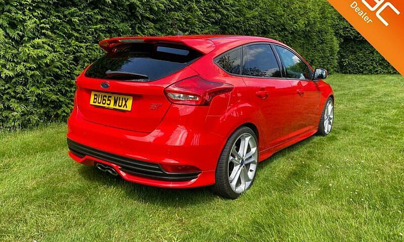 2015 Ford Focus St-3...