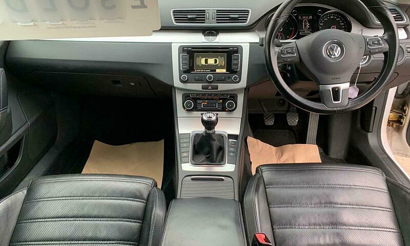2011 Volkswagen Pass...