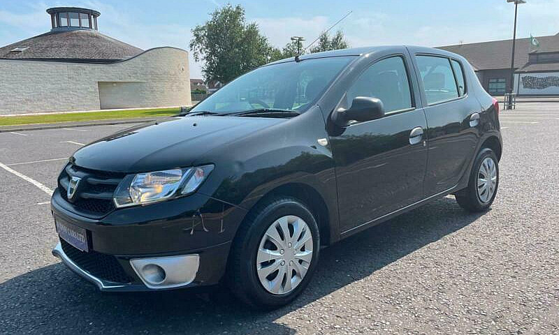 2014 Dacia Sandero 1...