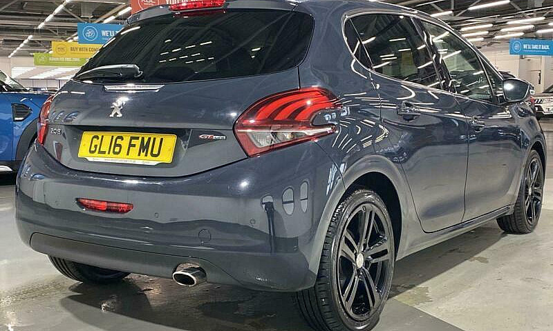 2016 Peugeot 208 1.2...