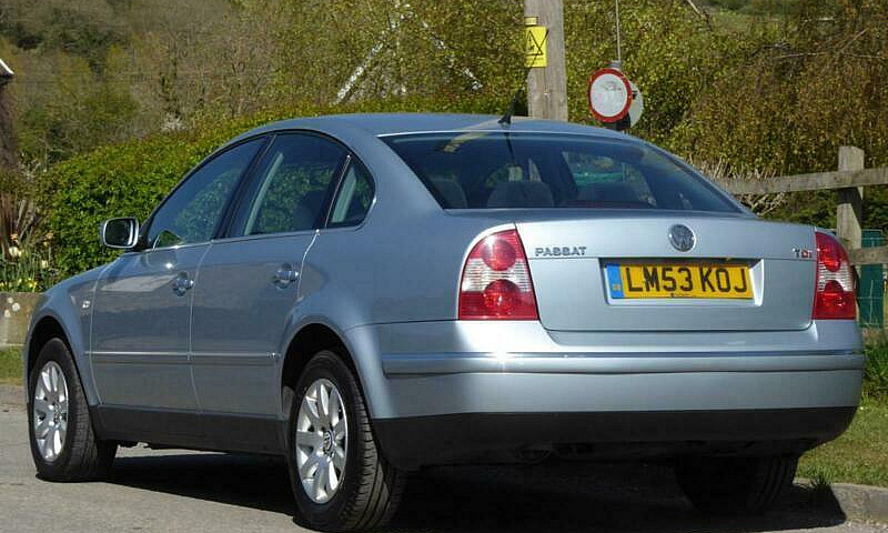 2004 Volkswagen Pass...
