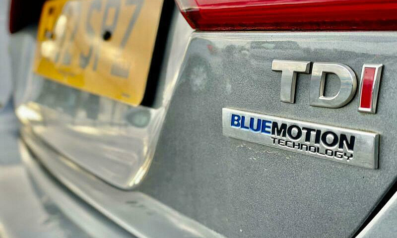 2012 Volkswagen Jett...