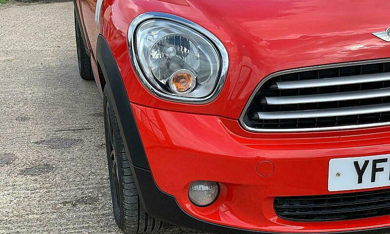 2011 Mini Countryman...
