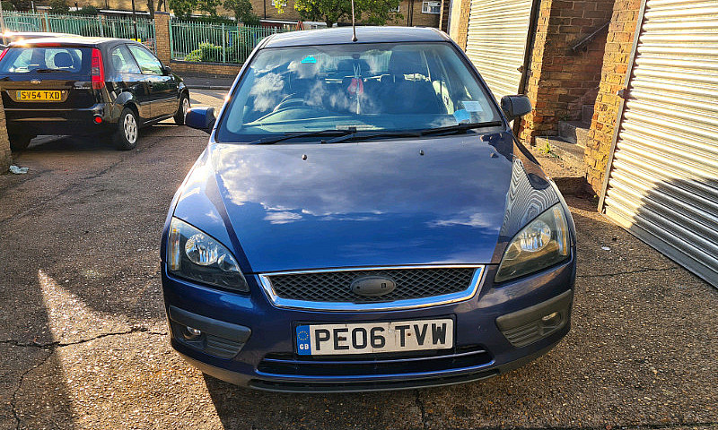 Ford Focus Zetec 1.6...