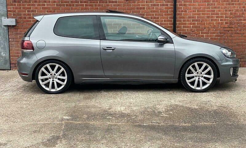 2009 Volkswagen Golf...