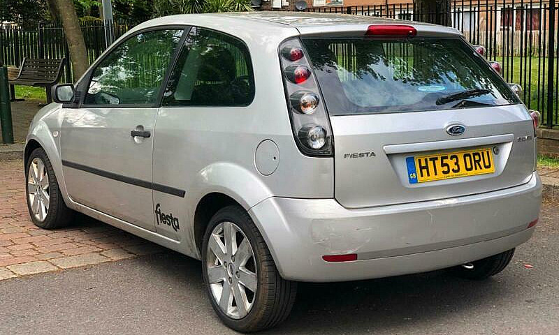 2004/53 Ford Fiesta ...