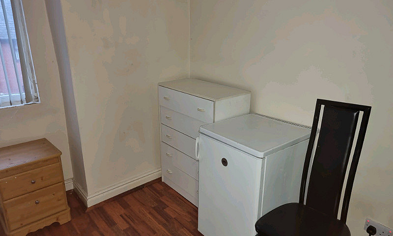Studio Flat, Liverpo...