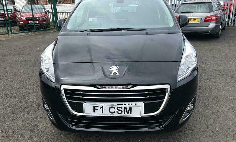 2015 Peugeot 5008 1....