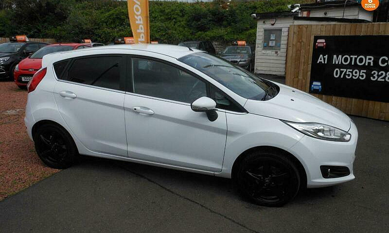 2013 Ford Fiesta Tit...