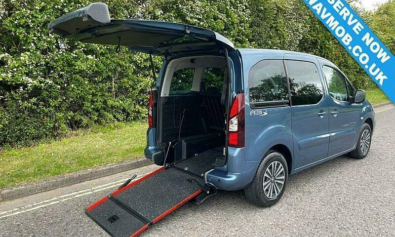 2018 Peugeot Partner...
