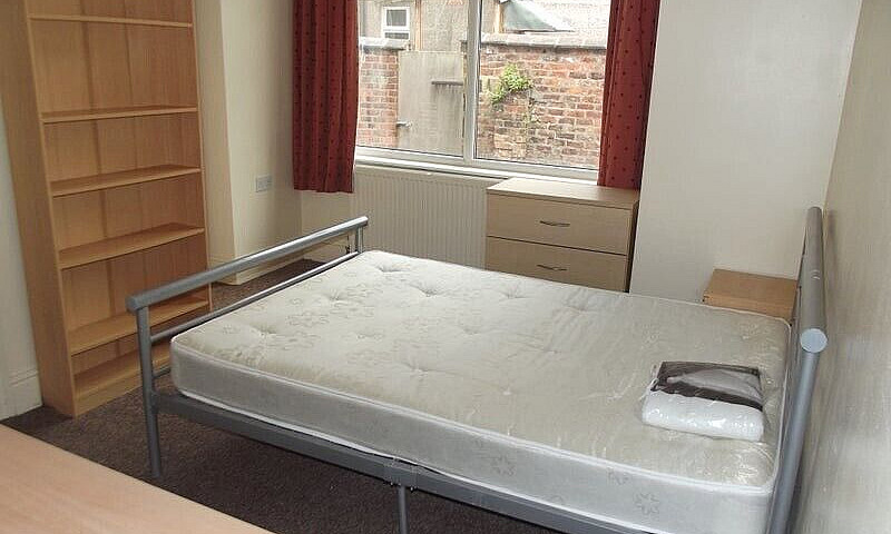 7 Bed House, All Wit...
