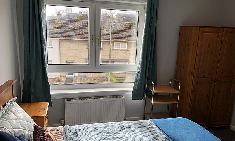3 Bedroom Flat In Ra...