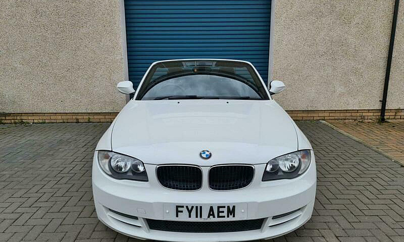2011 Bmw 1 Series 11...