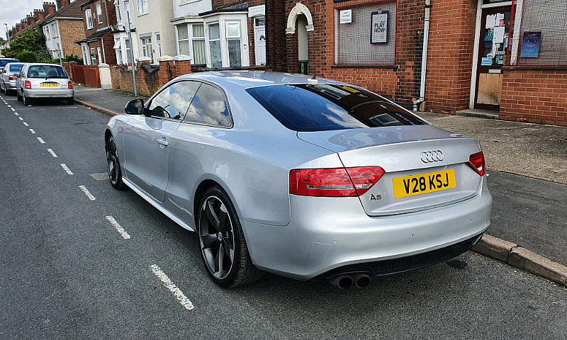 Audi A5 1.8 Tfsi 200...