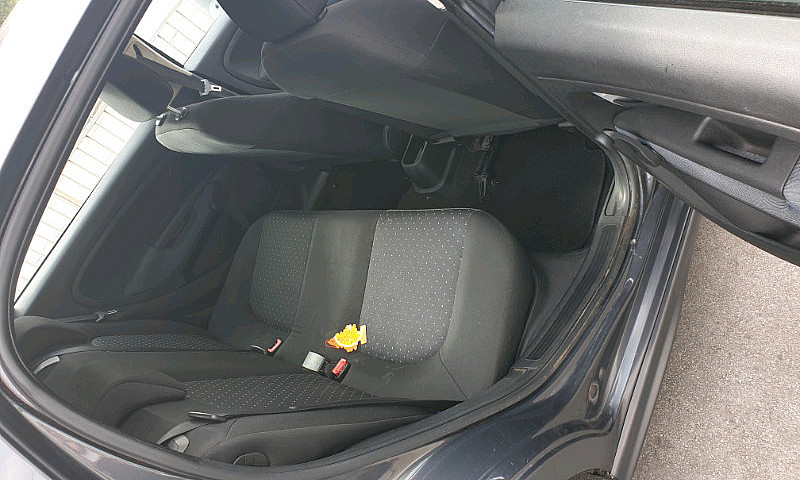 Fiat Punto ...