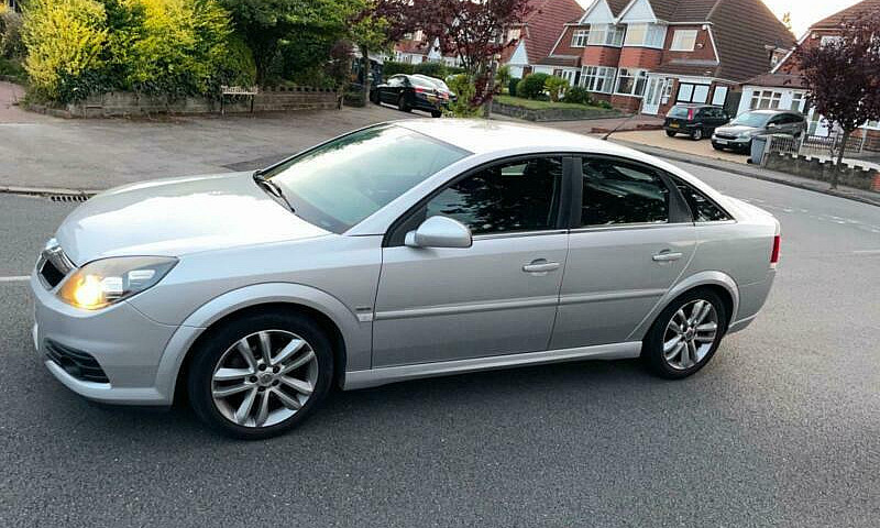 2008 Vauxhall Vectra...
