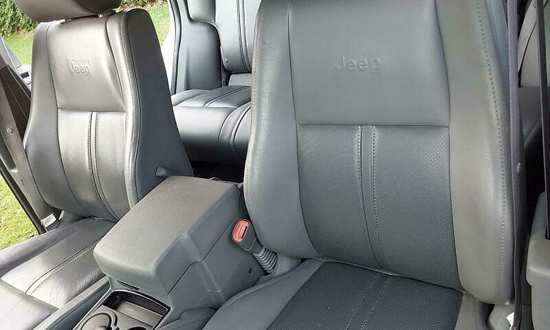 Jeep Grand Cherokee ...
