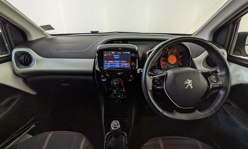 2015 Peugeot 108 5 D...