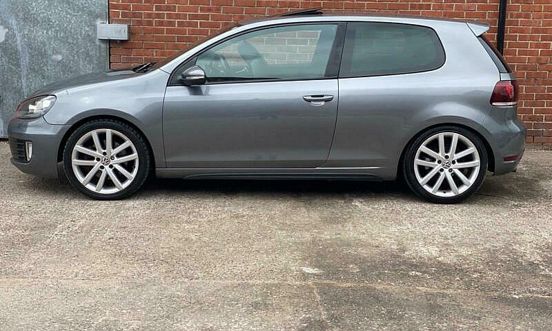 2009 Volkswagen Golf...