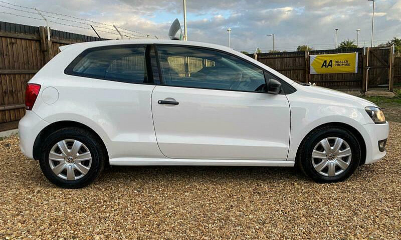 2010 Volkswagen Polo...