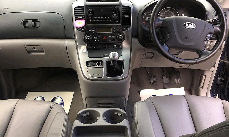 Kia Sedona 2.9Crdi 2...