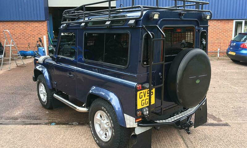 2006 Land Rover Defe...