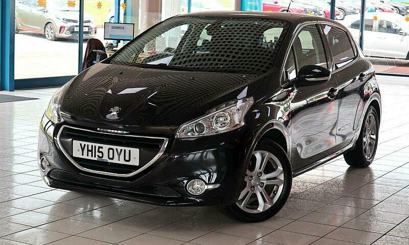 2015 Peugeot 208 1.2...